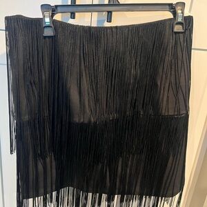 Fringe Black skirt